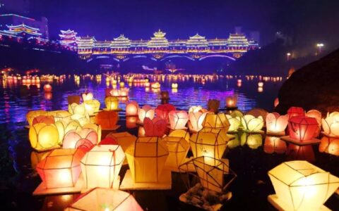 蛇年七月十五中元节思念双亲